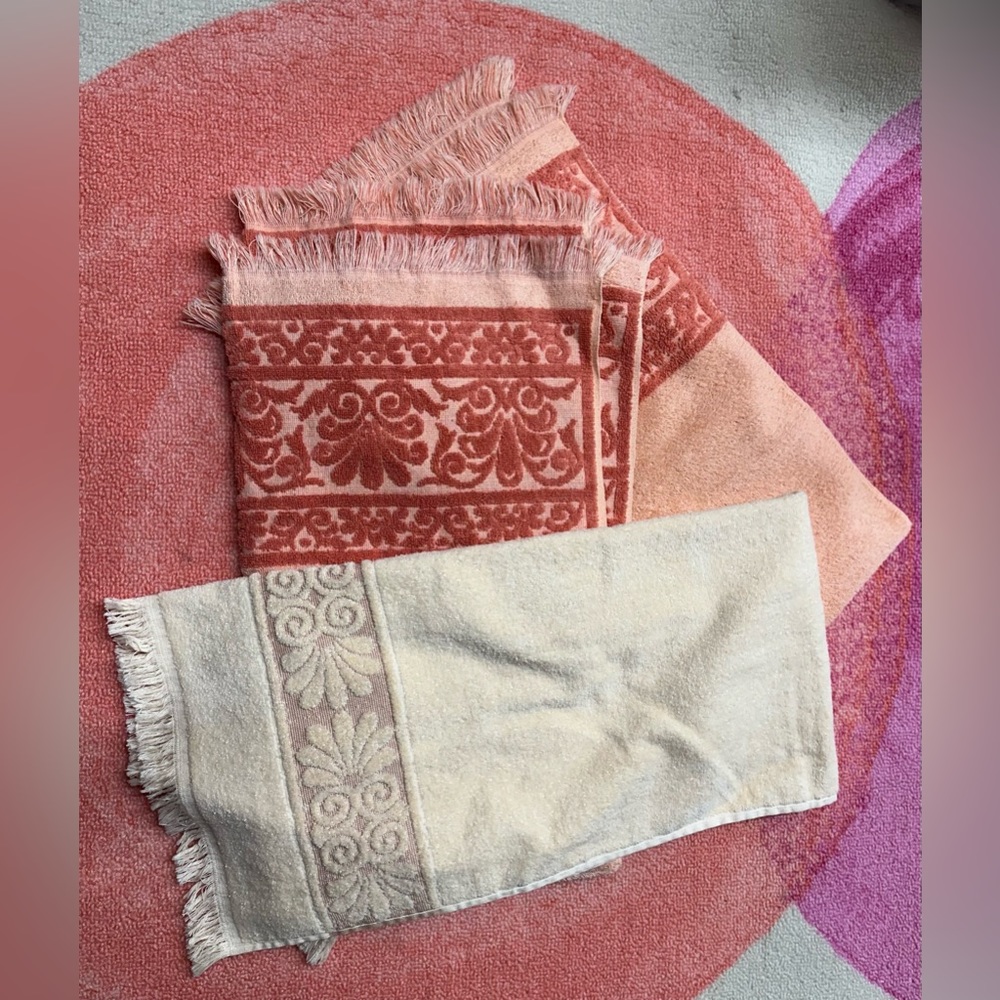 ✨VINTAGE BUNDLE OF FIELDCREST BATH TOWELS✨